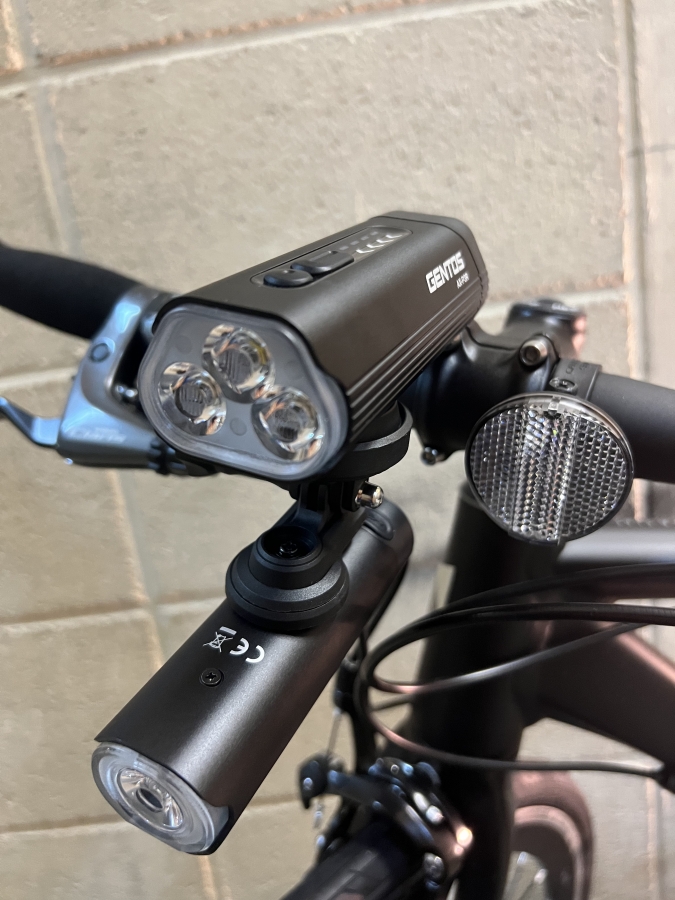 GENTOS AX-P1R/AX-P3R
