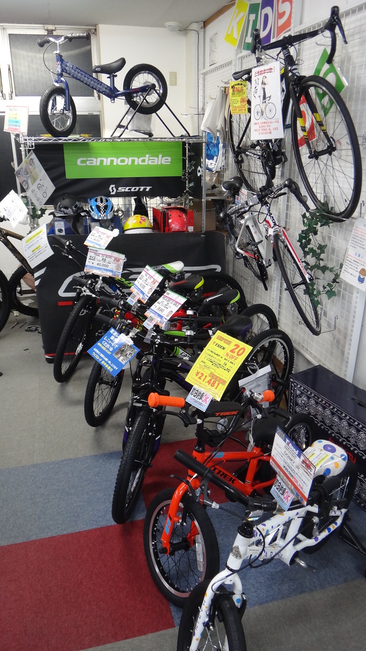 161208kidsbikes_02