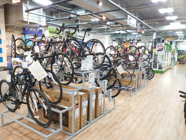 Y'sRoad福岡天神店