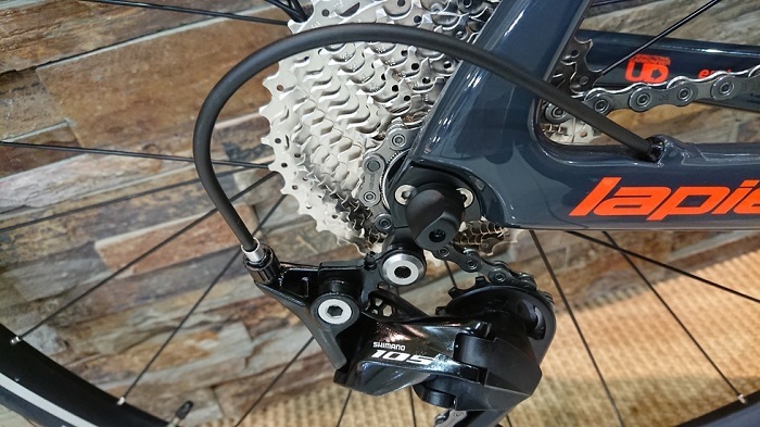 ◇RDは105【LAPIERRE】[SENSIUM 500(2019年式)(サイズは49-S)(カラーはDARK SLATE&ORANGE)]