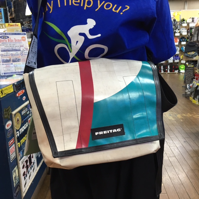 1123でくスター