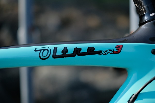 BIANCHI 2021 OLTRE XR3 CV DISC 105{CK16/BLK}