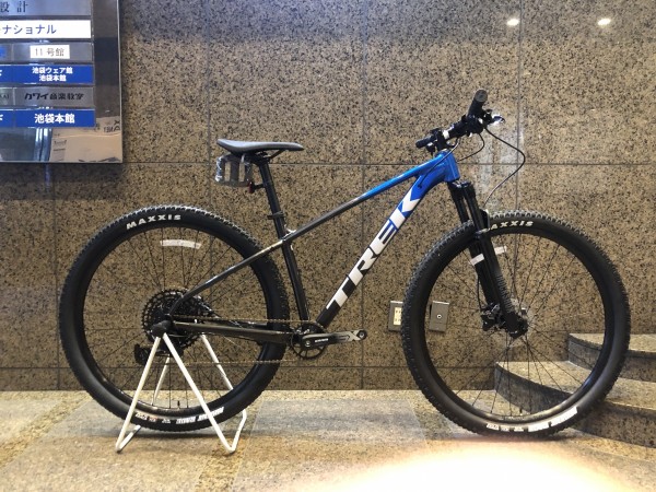 6F27B700-4F99-43F2-9189-91C999174F21