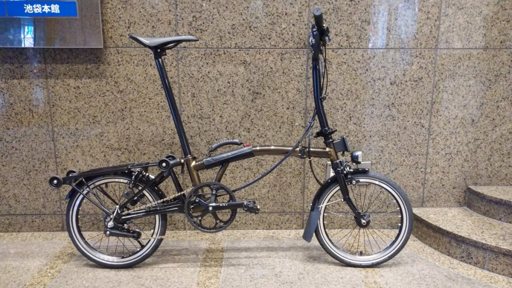 C Line Explore Middle Handlebar  with Rack ブラックエディション　ブラックラッカー