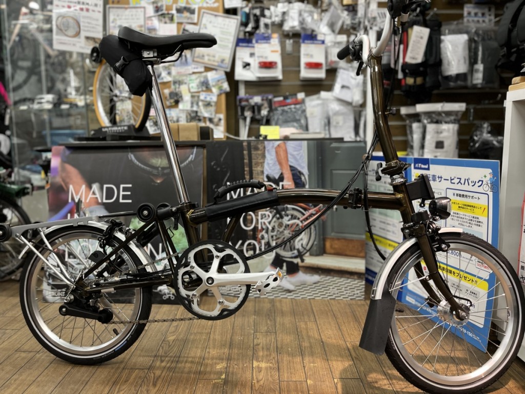 C Line Explore Middle Handlebar with Rack  ブラックラッカー