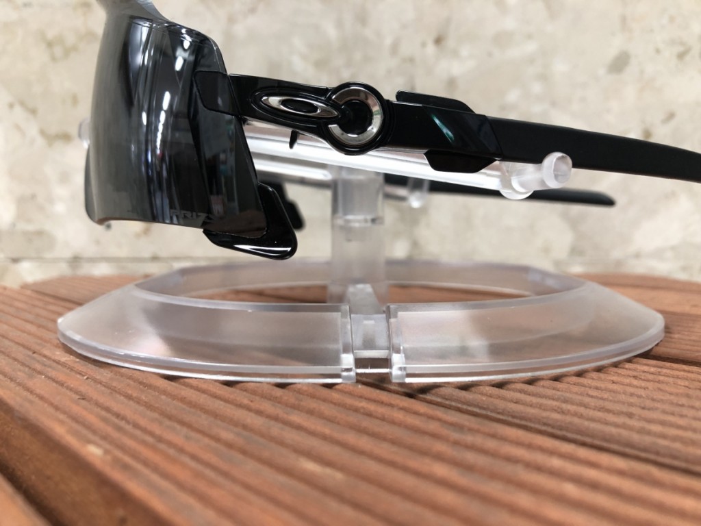 OAKLEY KATO X