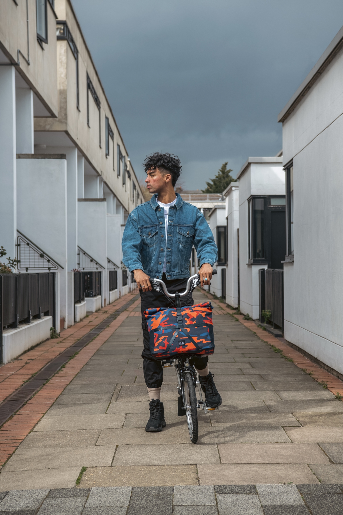 Roll-Top-Bag14L-Camo-image3