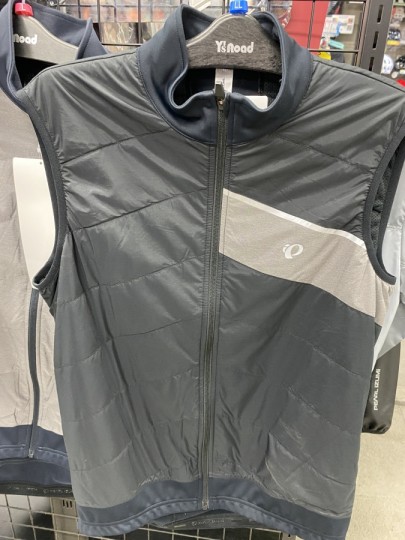 FBE97F7F-81B7-4178-AE0E-E4253F395C43