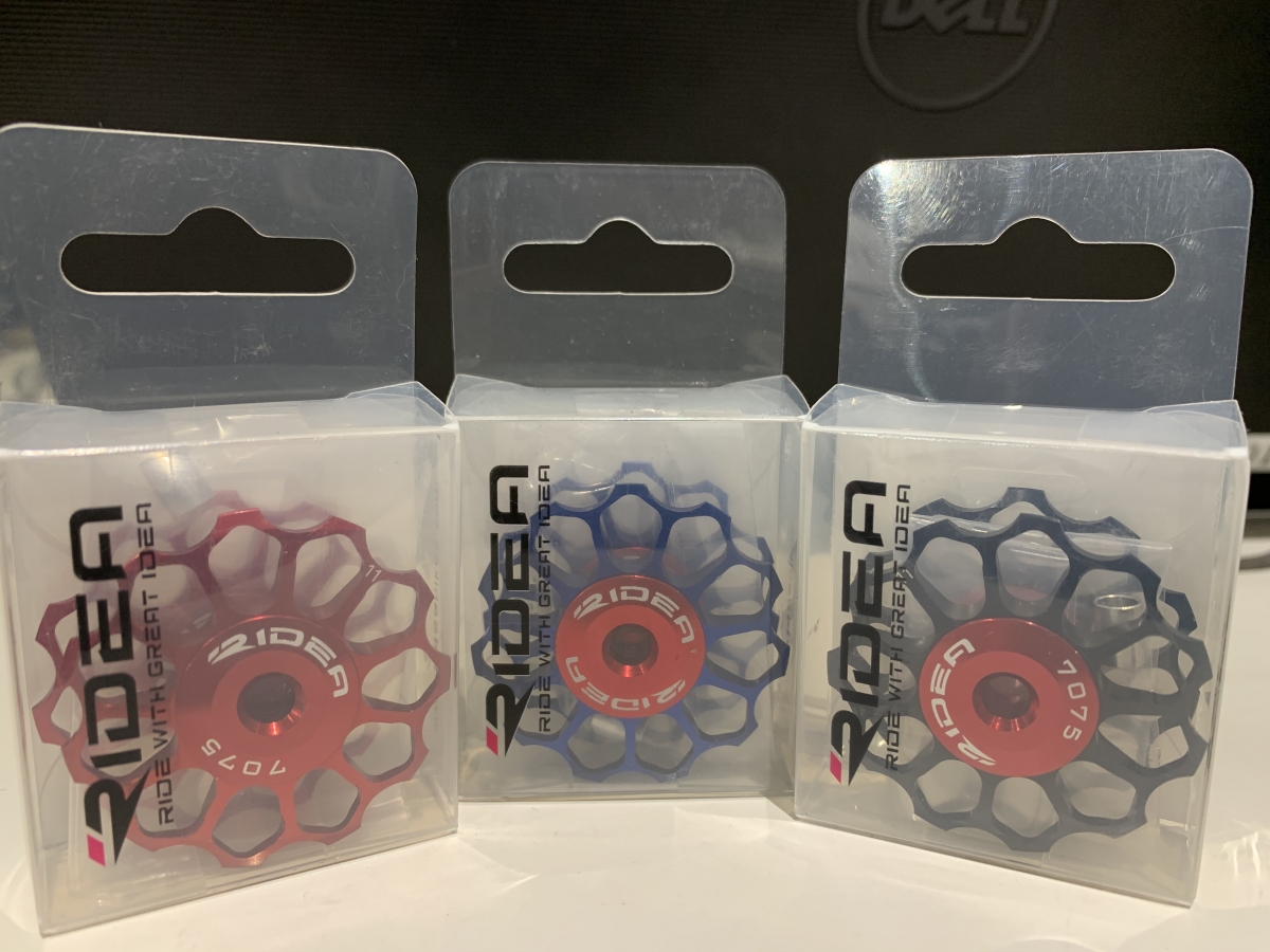 E33BF25D-078A-45A8-8ABA-75FA6B4A5028