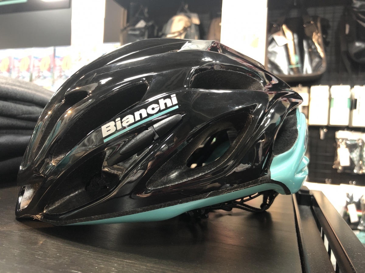 Bianchi ヘルメットシャブリ