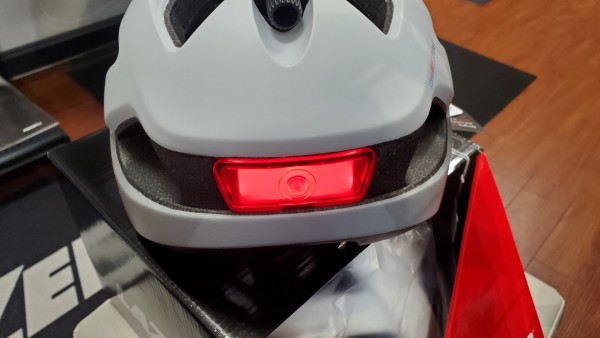 LAZER　CAMELEON