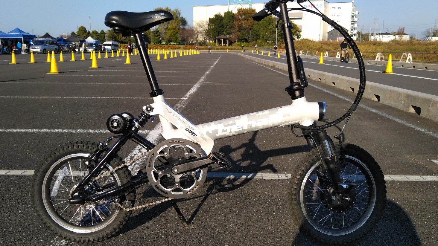 BENELLI　miniFold16DIRT