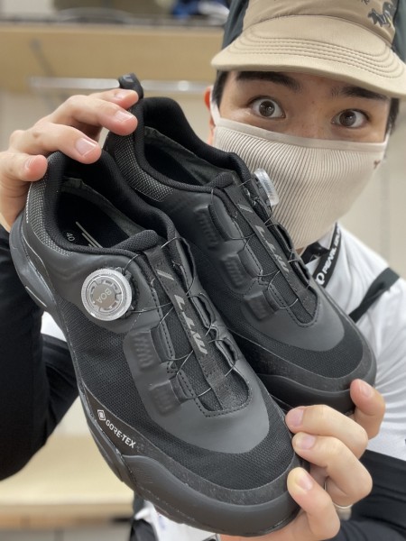 99110B53-18C9-4E7B-AC2E-9883E198CB41