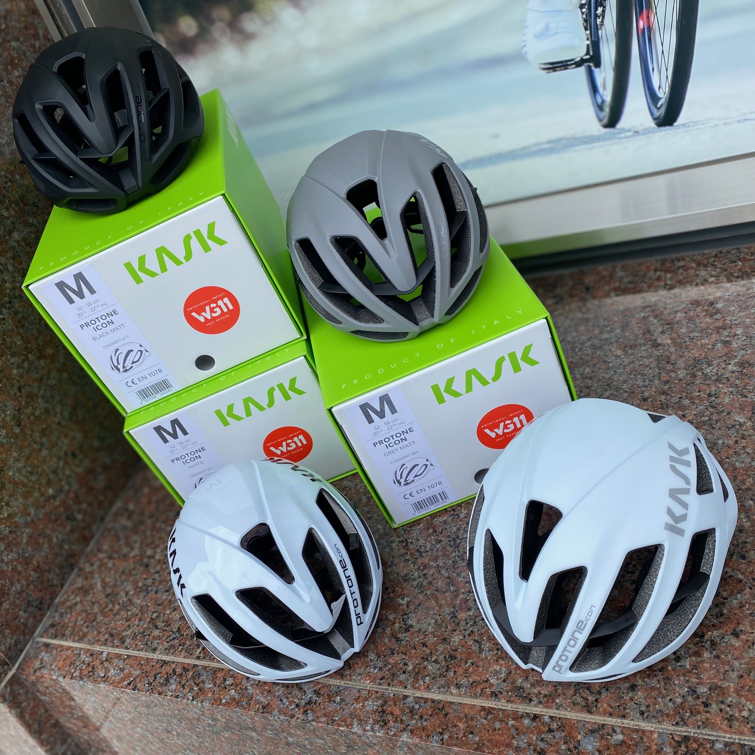 KASK PROTONE ICON
