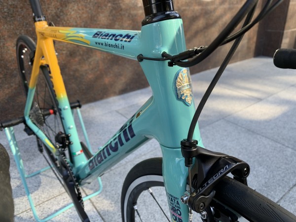 BIANCHI  SPECIALISSIMA ULT Di2 RACING ZERO搭載車