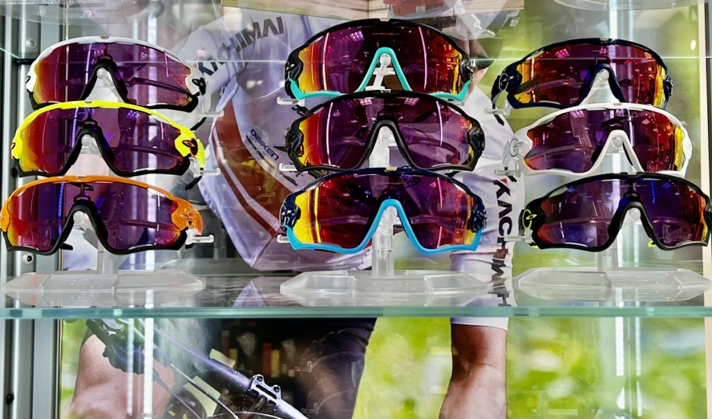 OAKLEY JAWBREAKER