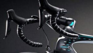 Most_Talon-Aero-1K-Di2_house-brand-Pinarello_integrated-bar_road-bike-integrated-handlebar-stem_Team-Sky-Pinarello-Dogma-F10-cockpit-front