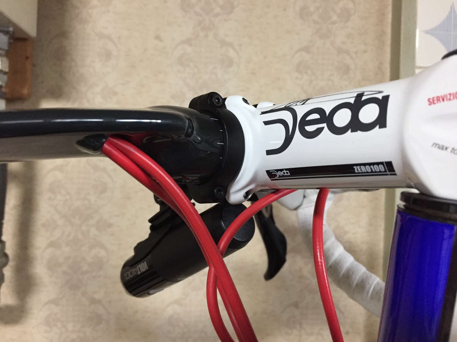 5EEF7396-AAA3-4E7E-A635-FD71809BE369