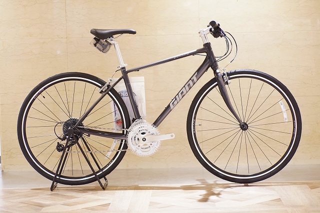 GIANT ESCAPE R3