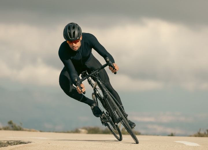 strada-kineticore-matte-full-black-7