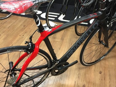 17-pinarello-razha-105-red-3