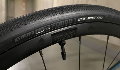 GIANT DEFY ADVANCED 2