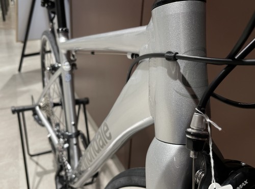 cannondale CAAD OPTIMO 4 限定モデル