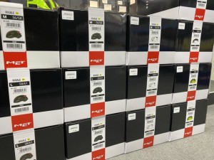 B6E642D5-5F03-406B-9BA6-903C13570E82