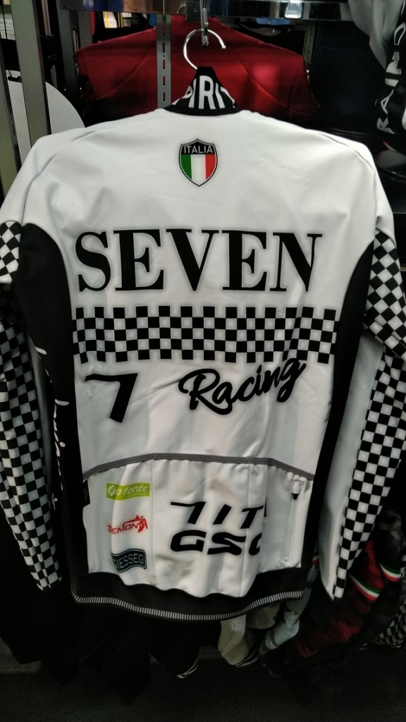 7ITA201129_06