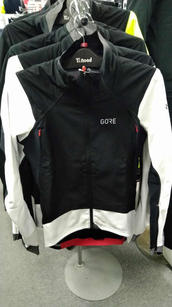 GORE210121_02
