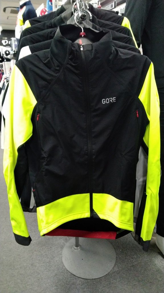 GORE210121_04