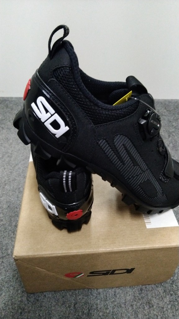 SIDI210110_03