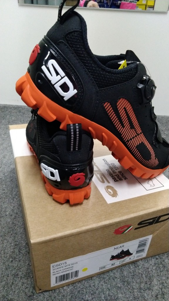 SIDI210110_05