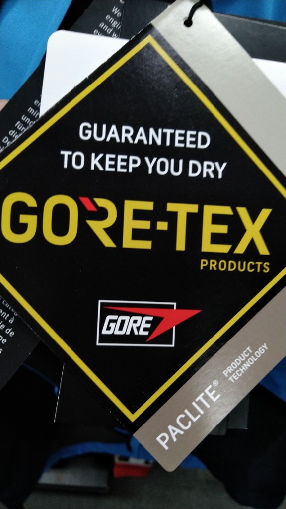 GORE210604_03