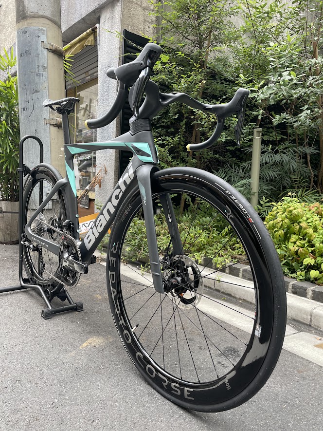 ハイパーバイク！完成車のみにアッセンブルされるサドルやホイールが実は名作です。 | 上野、御徒町で自転車をお探しならY's Road 上野アサゾー店