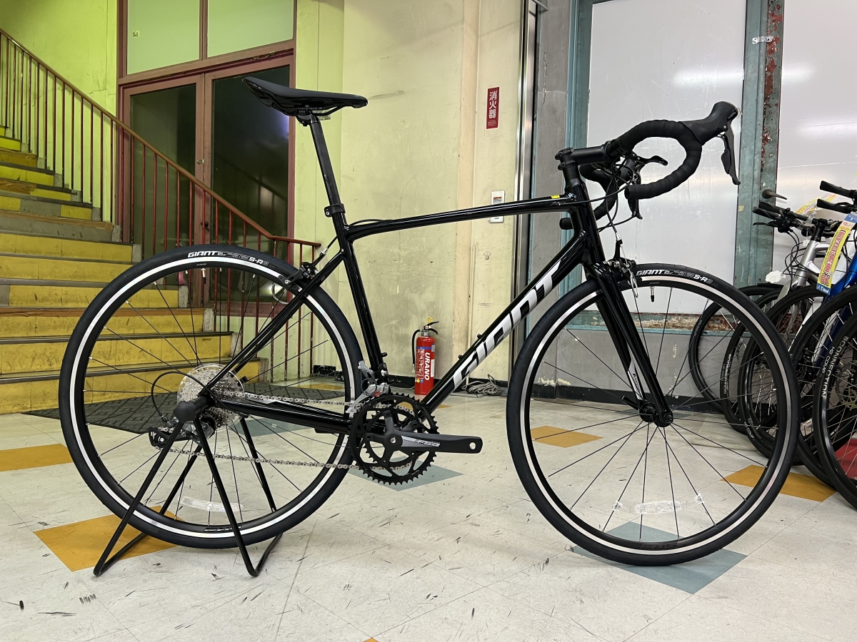 GIANT CONTEND 2