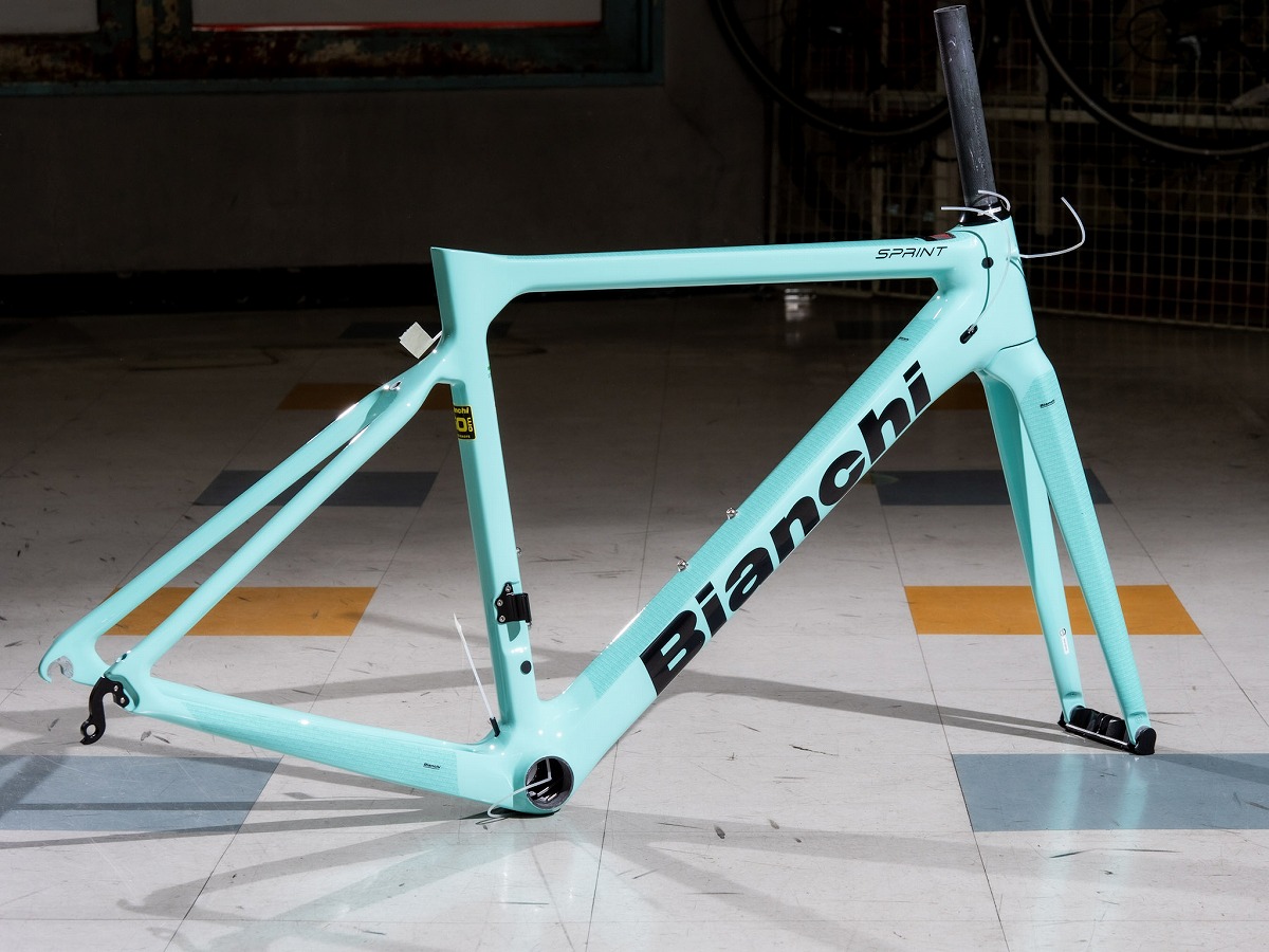 【池C限定特価】BIANCHIエントリーカーボンフレームが複数サイズ入荷！ | Y's Road 池袋チャーリー店