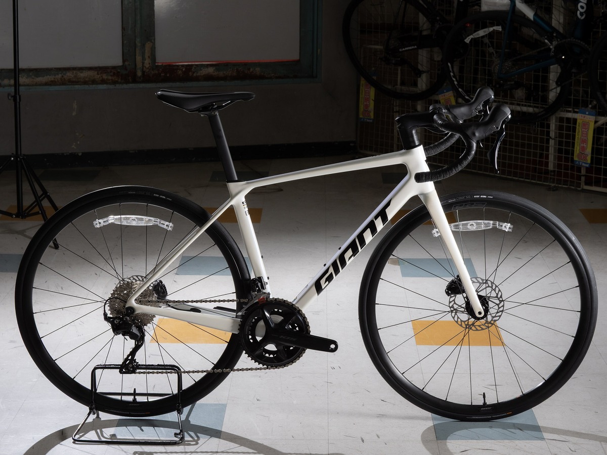 GIANT TCR ADVANCED 2 KOM