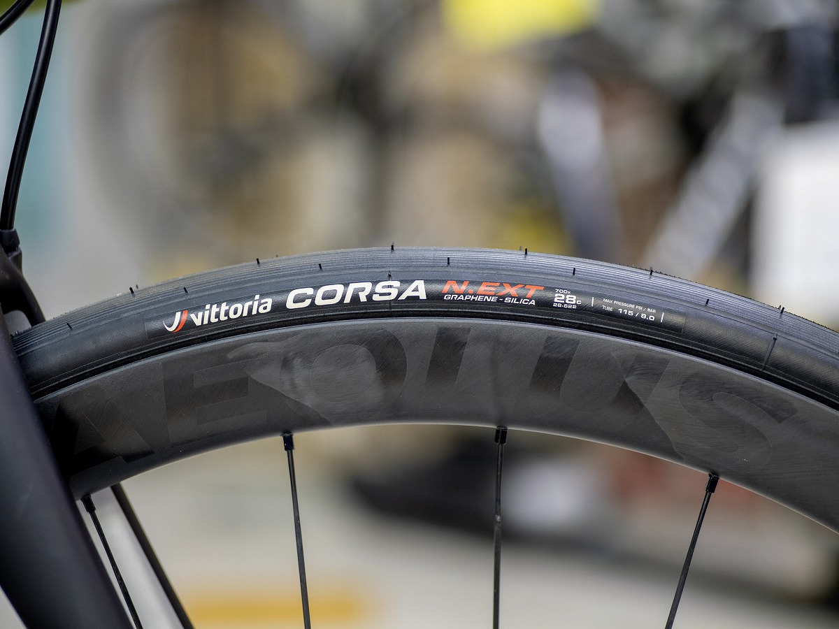 VITTORIA CORSA NEXT