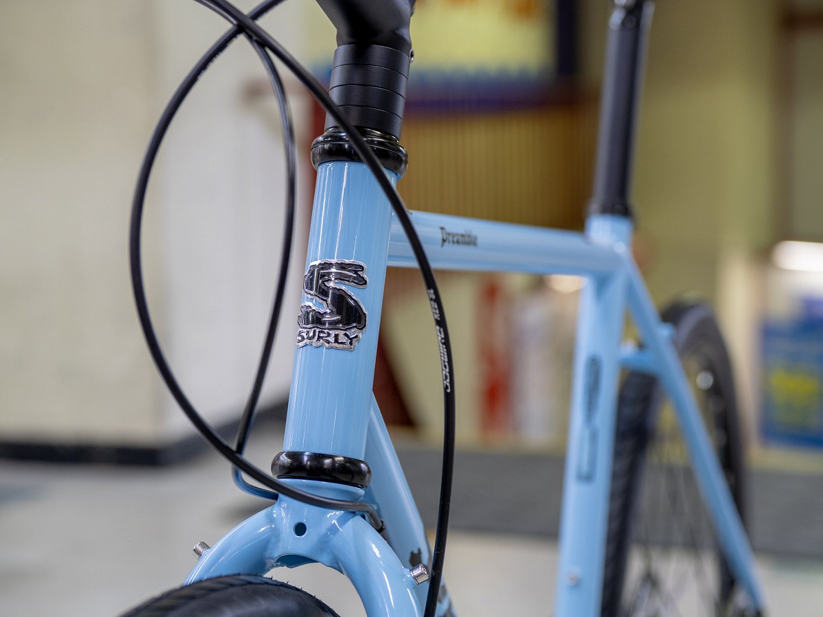 SURLY ヘッドバッジ