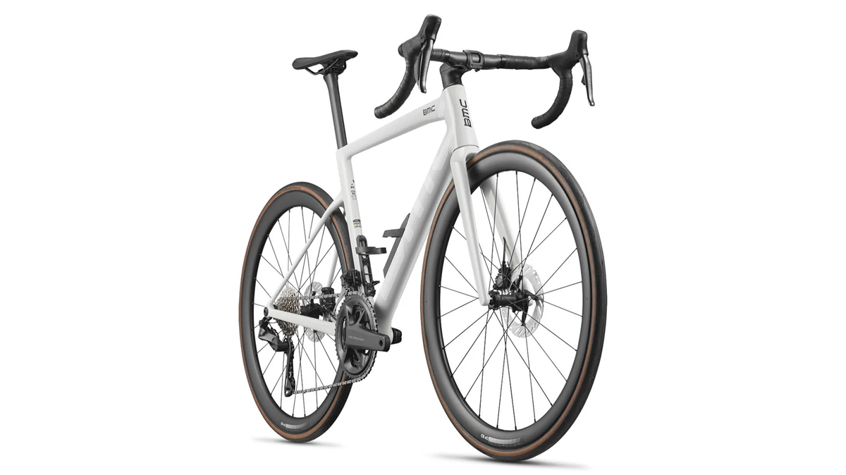 bmc-2027-teammachine-slr-01-six-road-bike-white-2_92fd83a1-9da2-48a1-91fe-218bc3d7ad96_1800x1800
