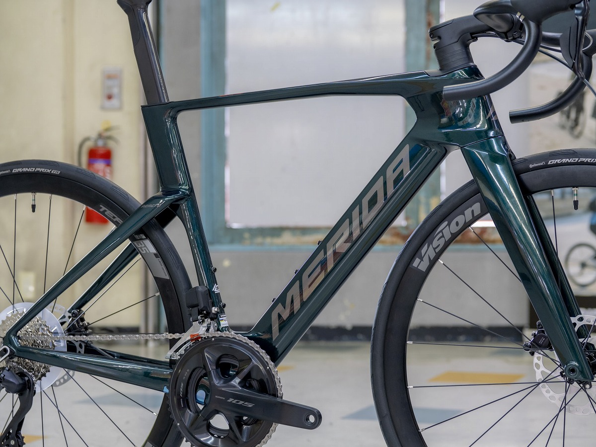 MERIDA REACTO 5000 FG11カラー
