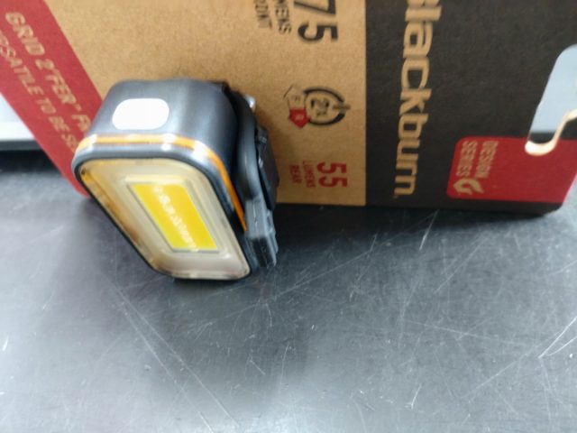 ボタン