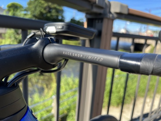 ハンドルだけでも最新に！MADONE SLR GEN6にRSLエアロハンドルバーをインストールしてみた！ | 九州で自転車をお探しならY's Road福岡天神店