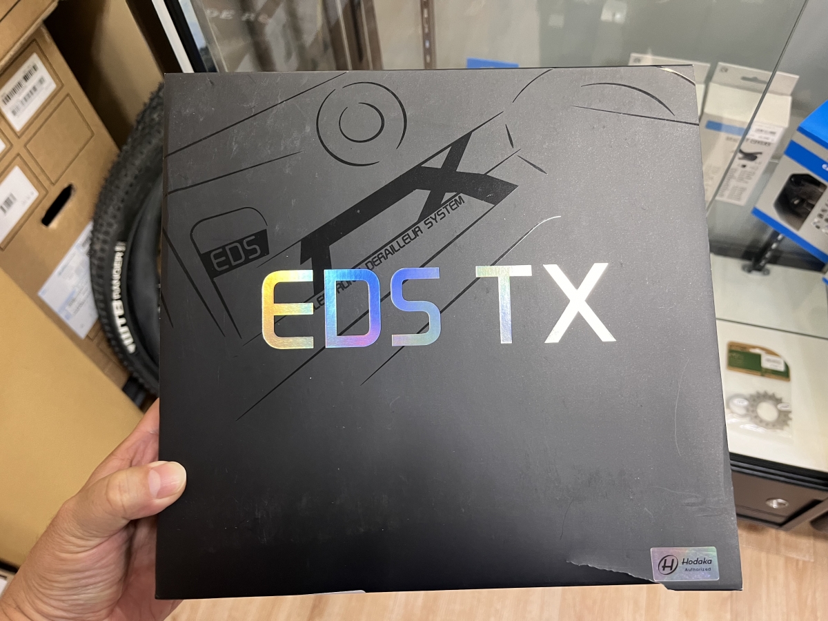 【WHEEL TOP】噂の無線電動シフトEDS TX-RA7000在庫ありますよ。試乗車も準備中です！！ | 九州で自転車をお探しならY's Road福岡天神店