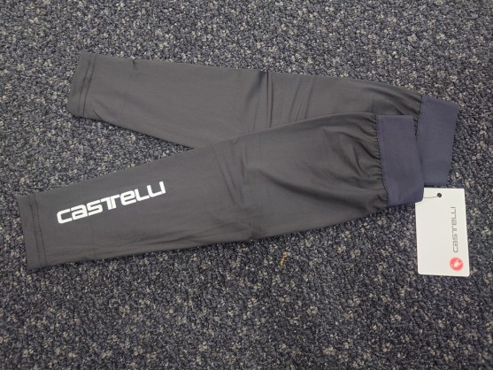 【CASTELLI】紫外線対策にアームカバーを着用しよう！ | 九州で自転車をお探しならY's Road福岡天神店
