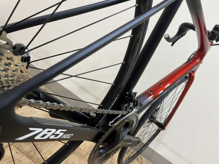 【LOOK】LAST1台”785HUEZ”ヒルクライムで速さを求めるユーザー様へ！ | 船橋で自転車をお探しならY's Road 船橋店