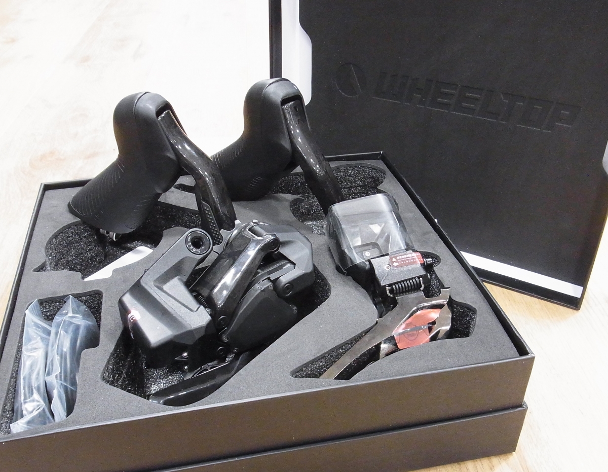 【船橋×ITEM】新たなワイヤレス電動変速“WheelTop EDS”が店頭に並んでおります！ | 船橋で自転車をお探しならY's Road 船橋店
