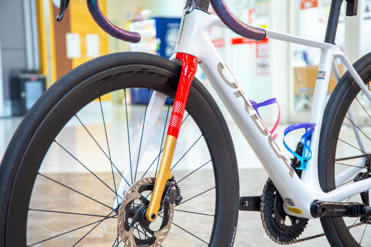 【お客様の一台】カラーオーダー「MYO」で特別な一台を納車させていただきました！「ORBEA」 | 船橋で自転車をお探しならY's Road 船橋店