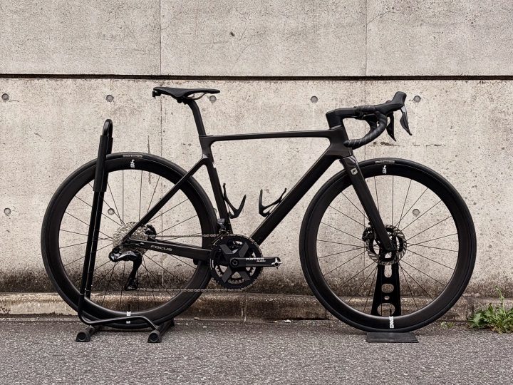 【お客様の一台】「FOCUS IZALCO MAX DISC 9」をご納車させて頂きました | 船橋で自転車をお探しならY's Road 船橋店